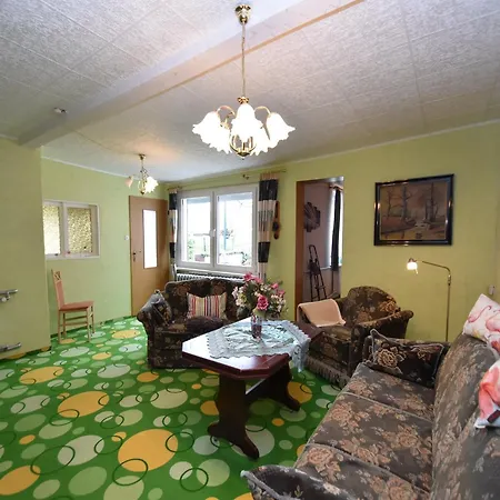 Quiet Comfort Near Castle, Cleaning Included Tatil Evi